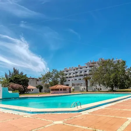 Eskape Villa *